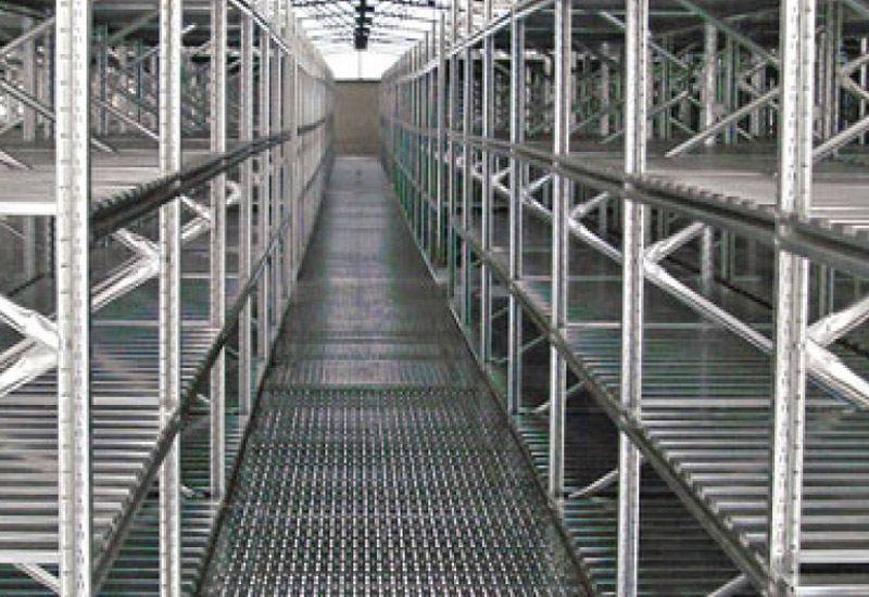 Medium-duty static shelving